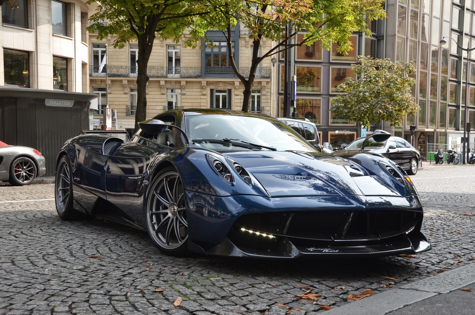 Pagani-check-engine-light