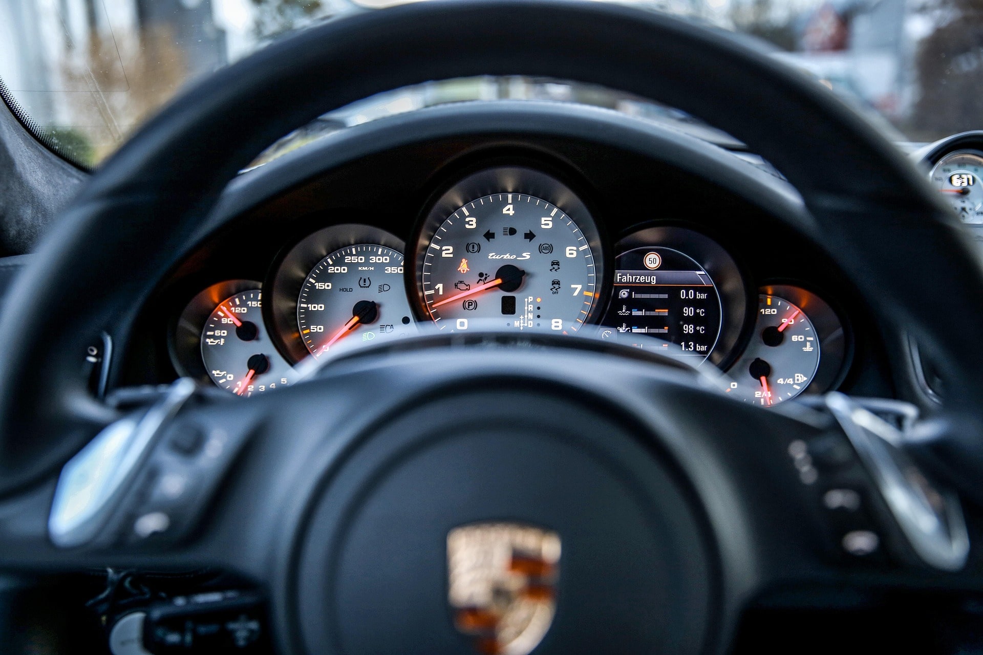 porsche-repair-costs-overtime-vs-mercedes-repair-costs-over-time
