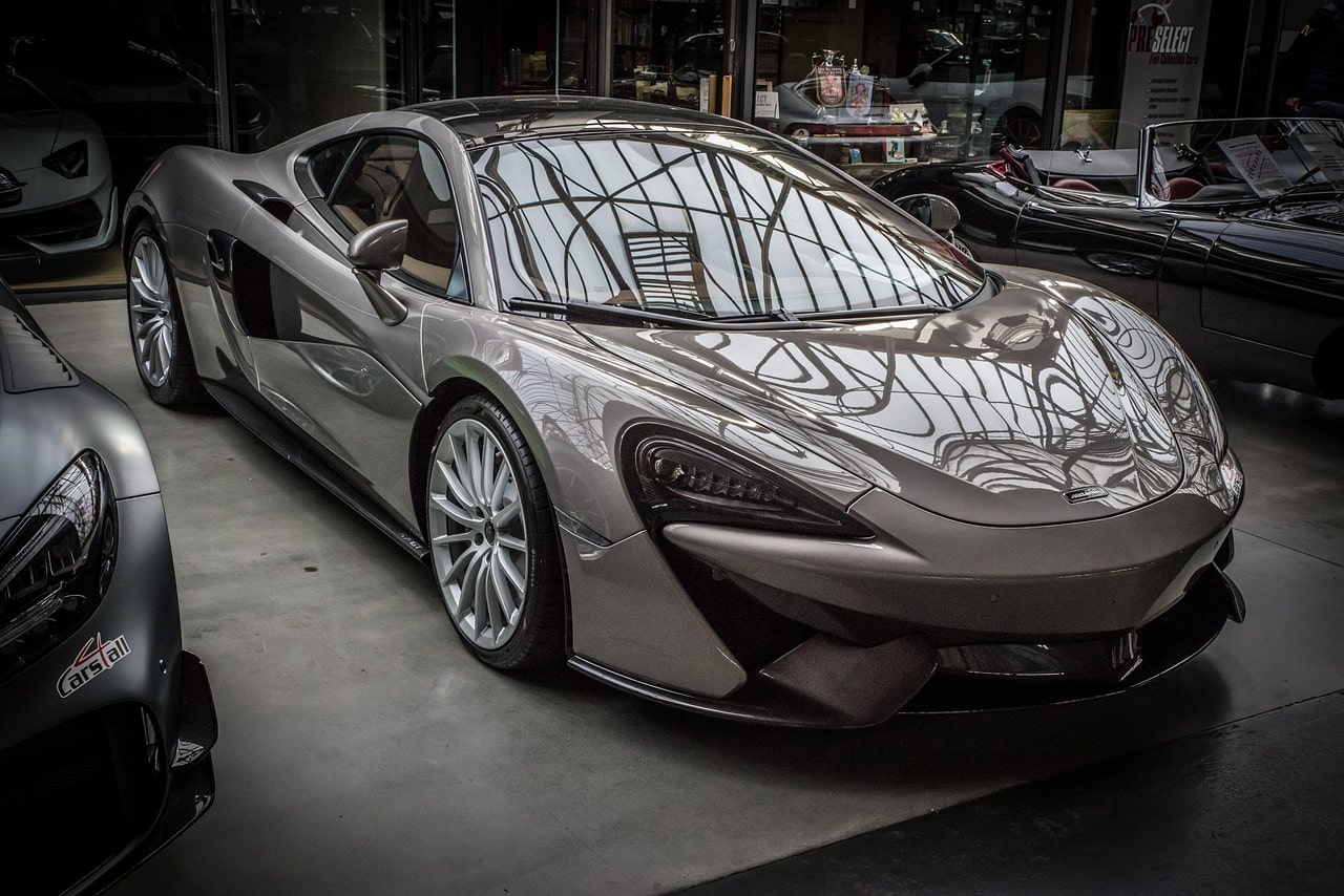 tuning-a-mclaren-in-lake-st-louis
