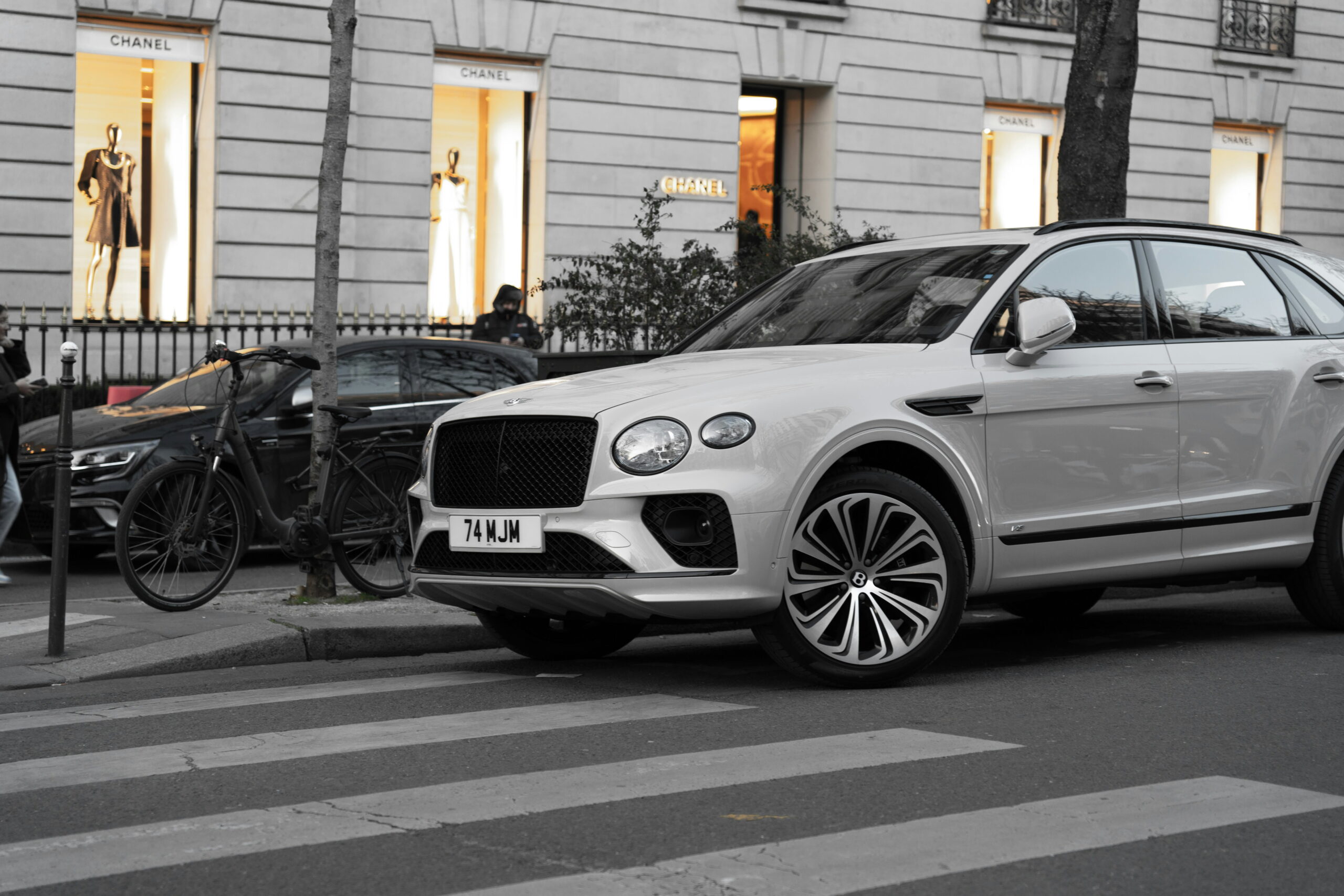 Bentley-Bentayga-repair-near-st-louis