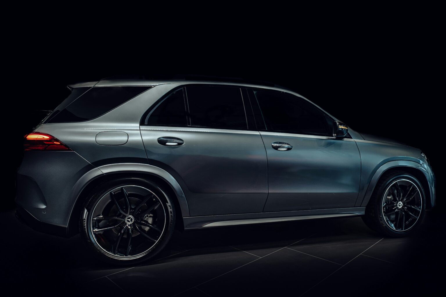 Mercedes-Maybach-GLS-600-repair